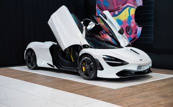  Voir d&eacute;tails -Mclaren 720S Performance V8 Biturbo 720ch | Immat Fra &agrave; Saint-Michel-sur-Orge (91)