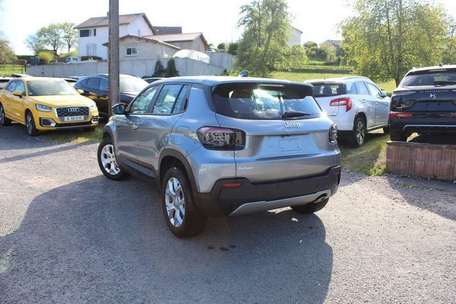 Jeep Avenger ALTITUDE T3 ESSENCE 100 CV GPS 3D CAM�RA Gris de 2025