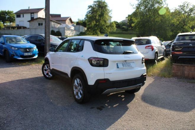 Jeep Avenger ALTITUDE 100 CV 1L2 TURBO BOITE 6V CAM�R Blanc de 2025