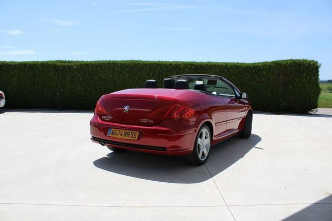 Peugeot 307 CC CABRIOLET 2L 16V PREMIUM 138 CV GPS C Rouge de 2005