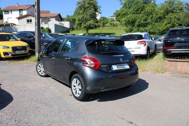 Peugeot 208 ACTIVE 1L4 HDI 70 CV CLIM AUDIO MP3 USB  Gris de 2014