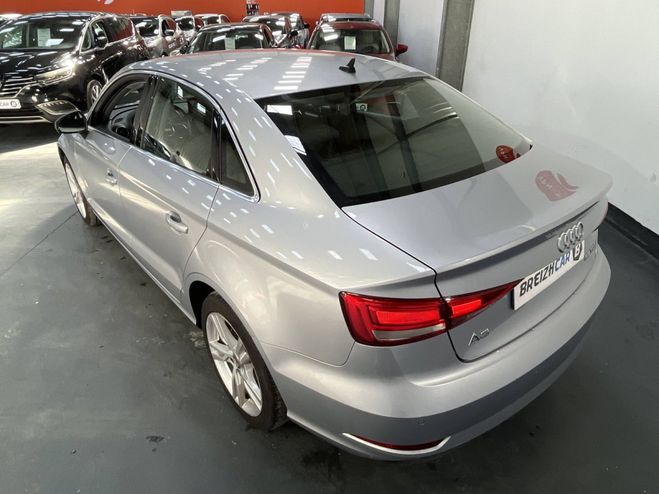 Audi A3 Sportback 35 TDI 150ch Business line S t GRIS de 2019