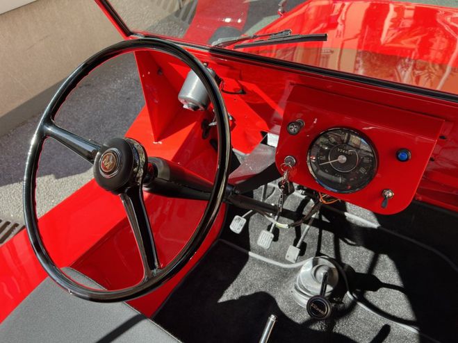 Morris Mini Moke Rouge de 