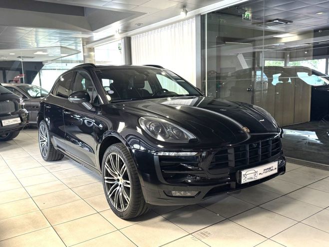 Porsche Macan 2.0 Litres turbo 252CV PDK NOIR TIEF Tiefschwarz de 2016