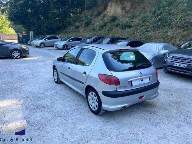 Peugeot 206 1.4i 75cv Trend 3�me Main Phase 2 Gris de 2006