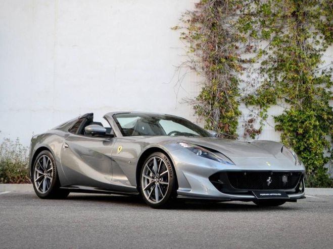 Ferrari 812 Superfast GTS Gris de 2020
