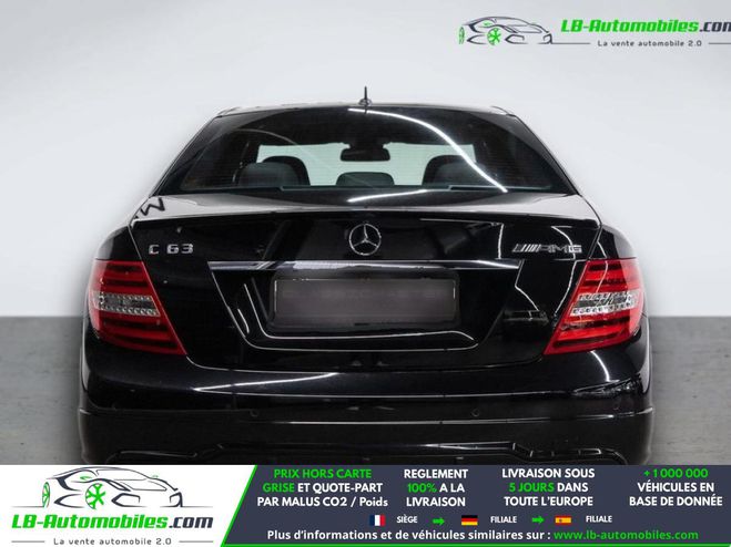 Mercedes Classe C 63 AMG A Noir M�tallique de 2011