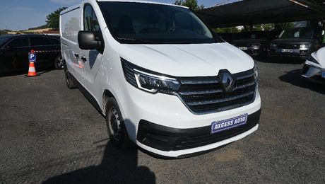 Renault Trafic FOURGON FGN EDC L2H1 3000 KG BLUE DCI 15 2024 d'occasion a Cournon-d'Auvergne (63)