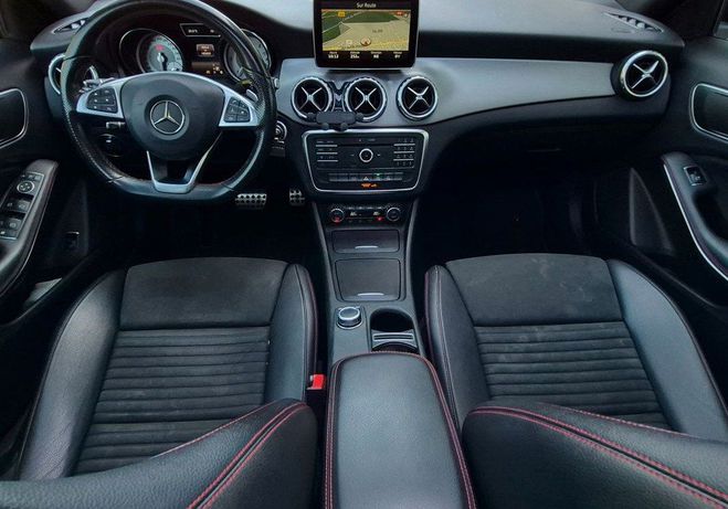 Mercedes Classe GLA Classe 2.2 200D 136 CH FASCINATION PACK  Blanc de 2016