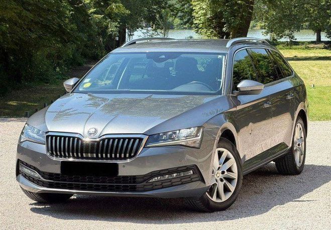 Skoda Superb 2.0 TDI 150CV DSG7 Ann�e 02-2024 � 14990 Gris de 2024