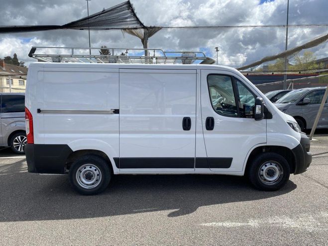 Fiat Ducato III (2) FOURGON TOLE C 3.0 120 CH BUSINE Pastel Blanc de 2023
