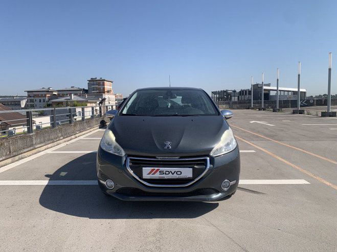 Peugeot 208 1.6 E-HDI FAP FELINE 5P Gris F de 2013