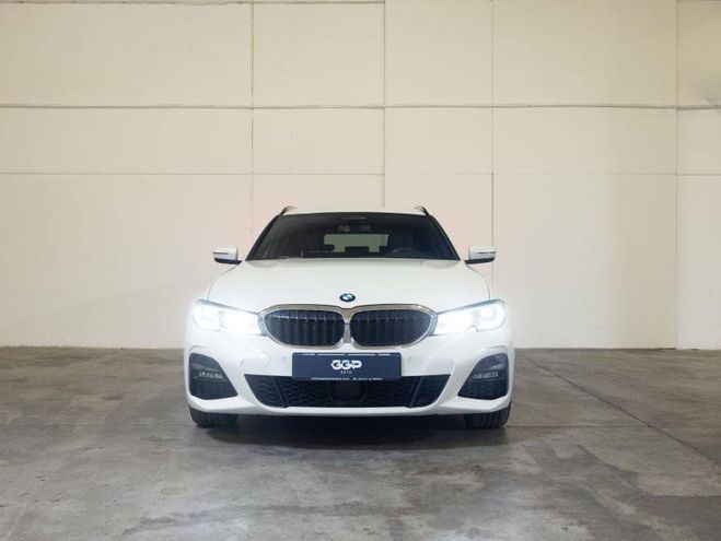 BMW Serie 3 330eA 292ch M Sport Blanc de 2021