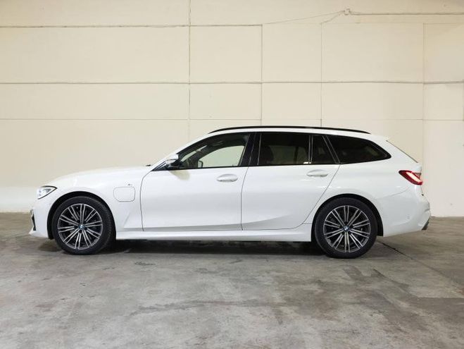 BMW Serie 3 330eA 292ch M Sport Blanc de 2021