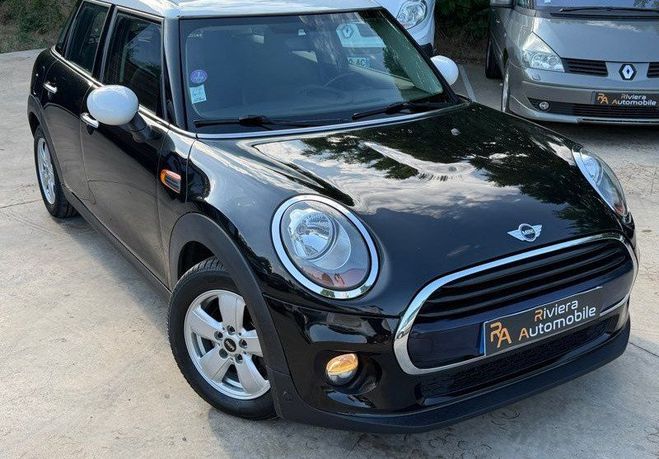 Mini One Cooper (F55) 5 Portes 1.5i 136Cv Superet Noir de 2016