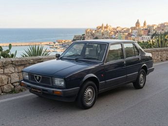  Voir d&eacute;tails -Alfa romeo Alfetta 1983 QUADRIFOGLIO 2.0 - ALF00267 &agrave; Saint-Marcel-de-F�lines (42)