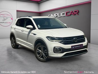  Voir d&eacute;tails -Volkswagen T Cross R-Line &agrave; N�mes (30)