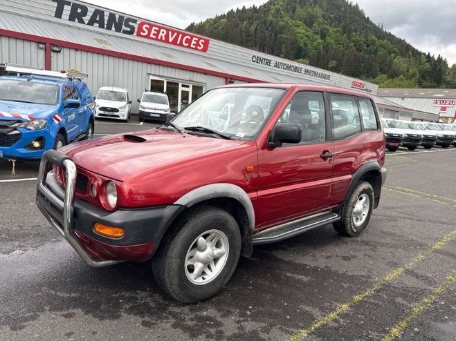 Nissan Terrano 2.7 TDI 125CH SR 3P Rouge de 1997
