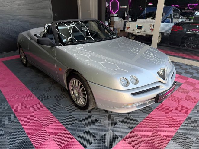Alfa romeo Spider 1.8i 16V TS - 144 ch - D�capotable - Cli Gris de 1999