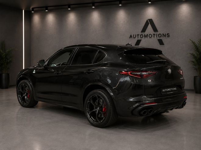 Alfa romeo Stelvio QUADRIFOGLIO SPARCO AKRAPOVIC Noir de 2021