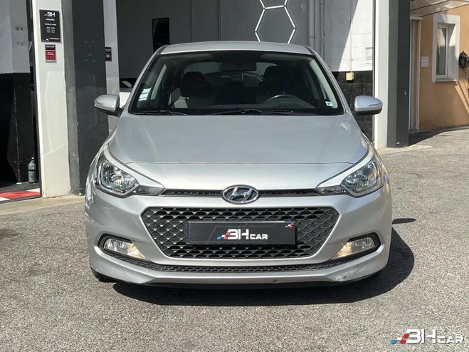 Hyundai I20 1.1 CRDI 75cv INTUITIVE / SUIVI D'ENTRET Gris de 2016