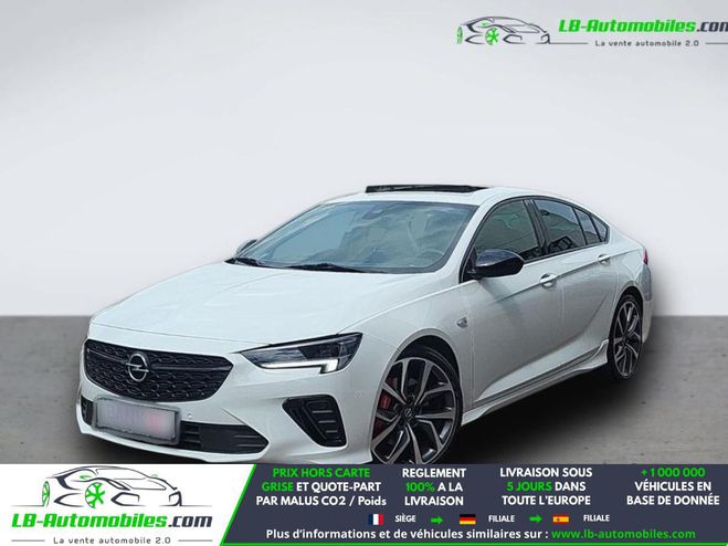 Opel Insignia 2.0 Turbo 230 ch BVA AWD Blanc de 2022