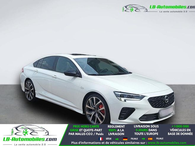 Opel Insignia 2.0 Turbo 230 ch BVA AWD Blanc de 2022