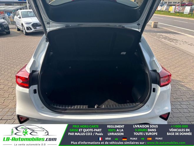 Kia Xceed 1.6 GDi Hybride Rechargeable 105ch BVA Blanc M�tallique de 2021