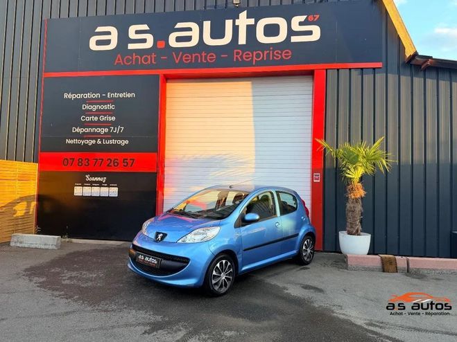 Peugeot 107 1.0 i 70 cv bva clim 5 portes Bleu de 2006