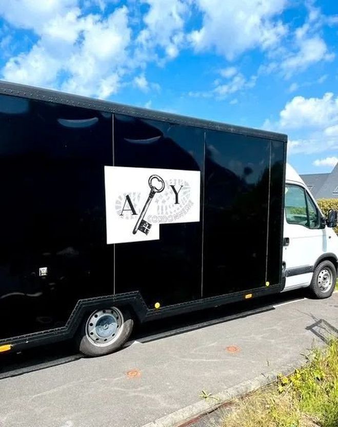 Renault Master 22490ht 2.5 120ch VASP VENTE AMBULANTE S Blanc de 2002