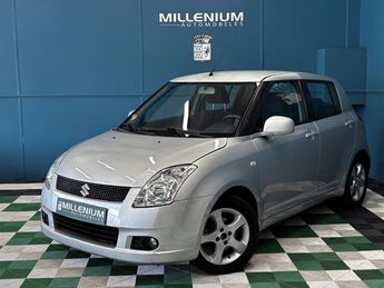  Voir d&eacute;tails -Suzuki Swift 1.3 DDIS GL 3P &agrave; Royan (17)