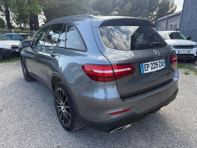 Mercedes GLC 350 E 211 116CH SPORTLINE 4MATIC 7G-TRON GRIS F de 2017
