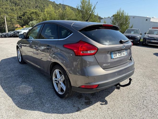 Ford Focus 1.0 ECOBOOST 125CH STOP&START BLACK GRIS F de 2015