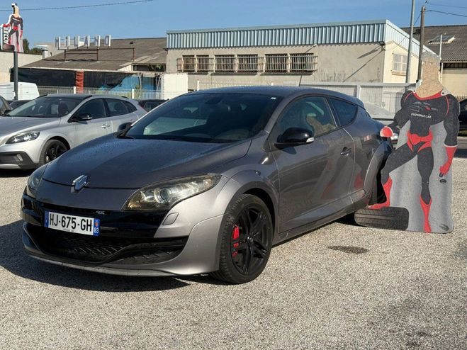 Renault Megane III COUPE 2.0T 250CH SPORT CUP RECARO GRIS F de 2011