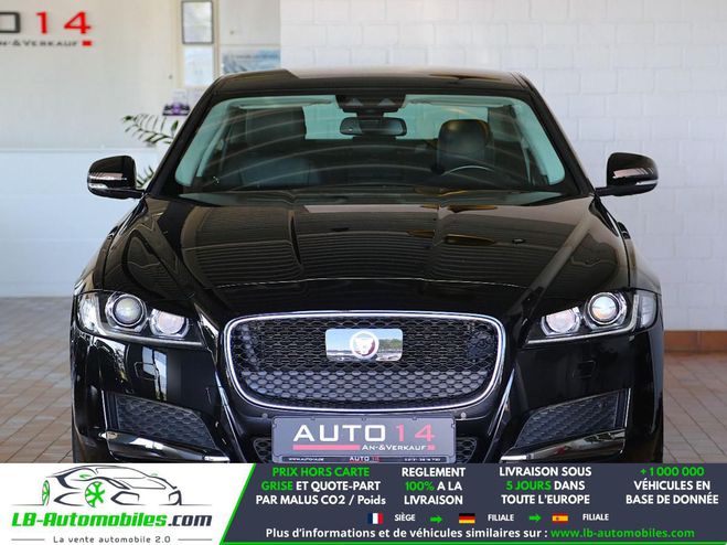 Jaguar XF 180 ch BVA Noir M�tallique de 2017