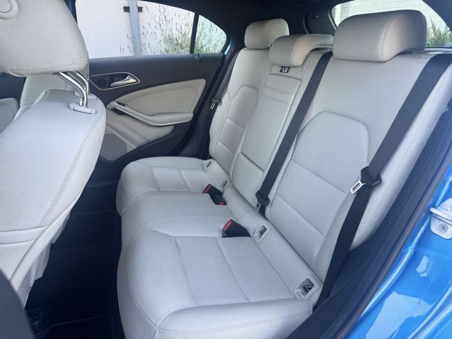 Mercedes Classe A 250 SENSATION 7G-DCT BLEU C de 2014