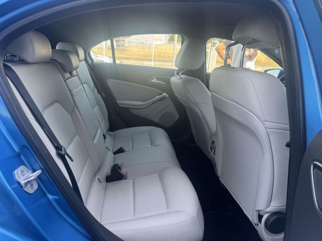 Mercedes Classe A 250 SENSATION 7G-DCT BLEU C de 2014
