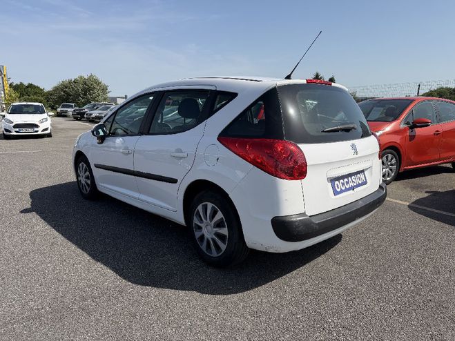 Peugeot 207  SW 1.6 HDi 92ch PREMIUM BLANC de 2010