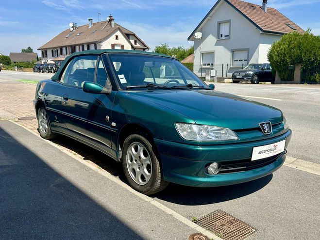Peugeot 306 Cabriolet 1.6 i 90 ch ROLAND GARROS Vert de 2000