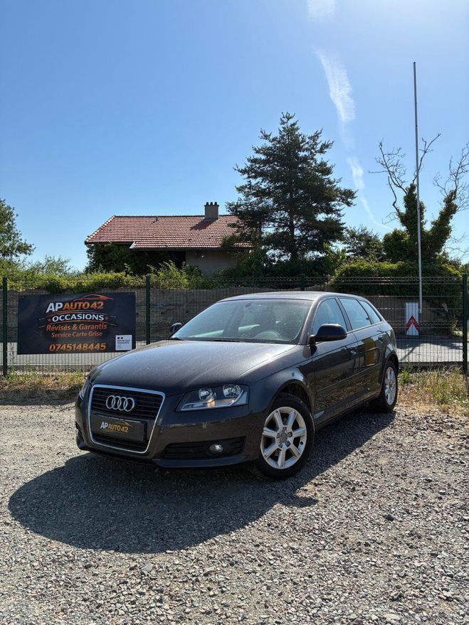 Audi A3 SPORTBACK 2.0 TDI 140CH AMBIENTE CLIM AU Gris de 2010