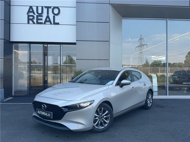 Mazda 3 MAZDA3 5 PORTES 2024 5 2.0L E-SKYACTIV-G Gris Clair, M�tallis� de 2023