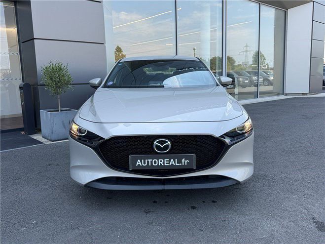 Mazda 3 MAZDA3 5 PORTES 2024 5 2.0L E-SKYACTIV-G Gris Clair, M�tallis� de 2023