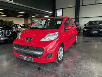  Voir d&eacute;tails -Peugeot 107  &agrave; Saint-Loup-de-Varennes (71)