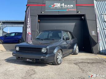  Voir d&eacute;tails -Volkswagen Golf 1600 GLI 110 Bleu Clair - Restauration c &agrave; Ch�teau-Gaillard (01)