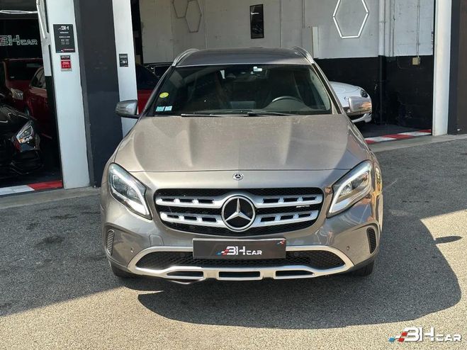 Mercedes Classe GLA Classe 200D AMG LINE / 2.2L 135CV 7G-DCT Gris de 2018
