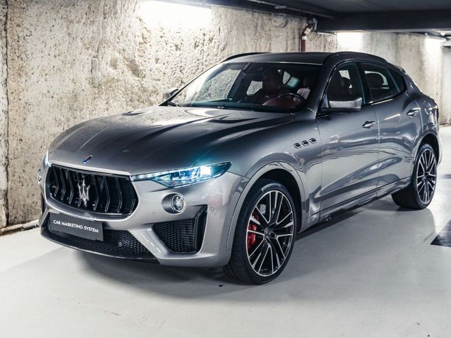 Maserati Levante (2) 3.8 V8 580 TROFEO 4WD AUTO Gris M�tallis� de 2020