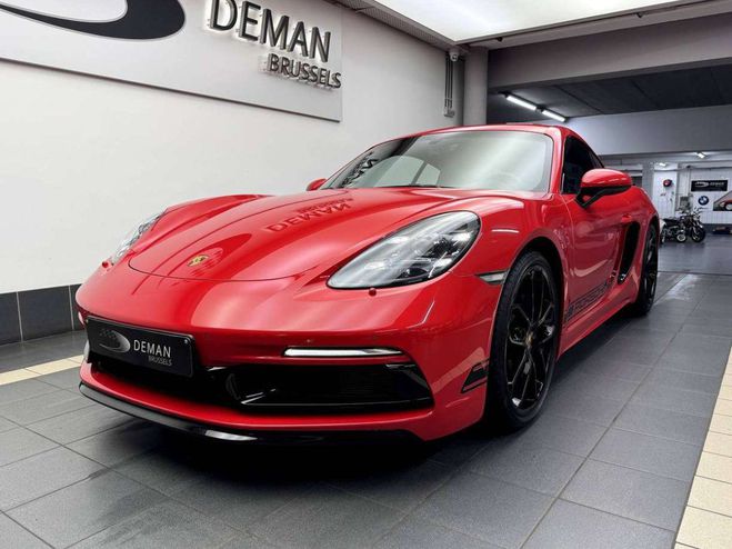 Porsche 718 Cayman Rouge de 