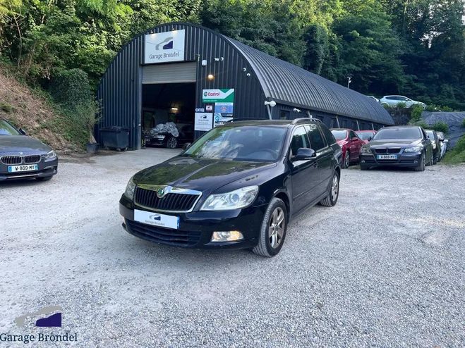 Skoda Octavia Combi 1.6 TDi 105cv Ambition Phase 2 Noir de 2012