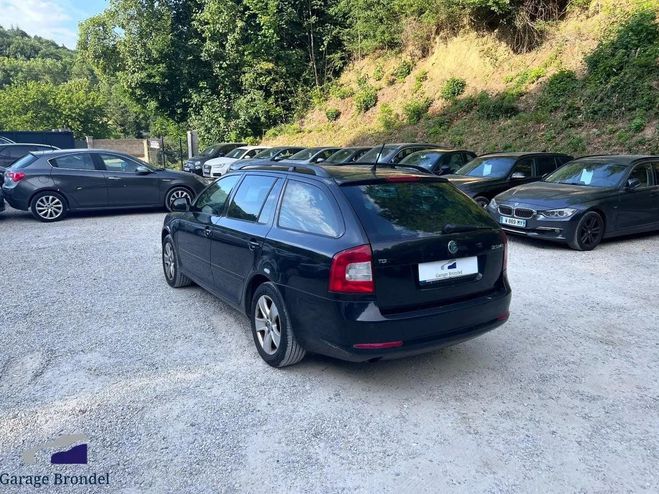 Skoda Octavia Combi 1.6 TDi 105cv Ambition Phase 2 Noir de 2012