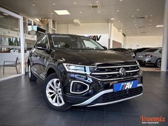  Voir d&eacute;tails -Volkswagen T Roc 1.5 TSI 150CH EVO - CARAT - CAMERA - BOS &agrave; Meyzieu (69)